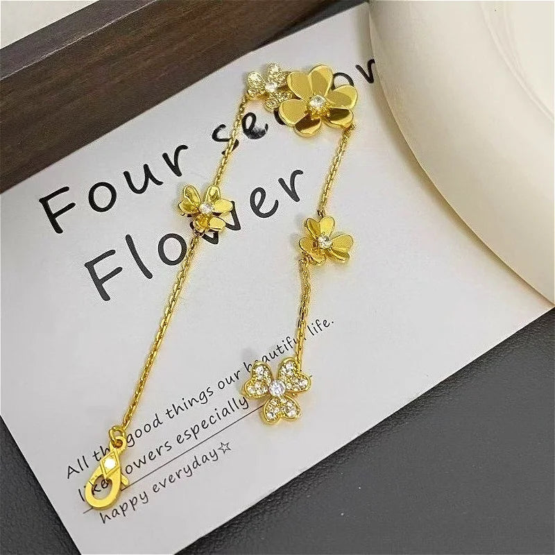 Clover Five-Flower Bracelet Women Luxury Minimalist Design Exquisite Style Elegant Daily Jewelry Premium Adjustable Accessory
